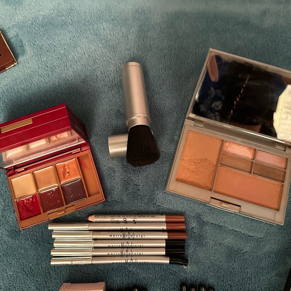 Sold - Picture 8 of 16